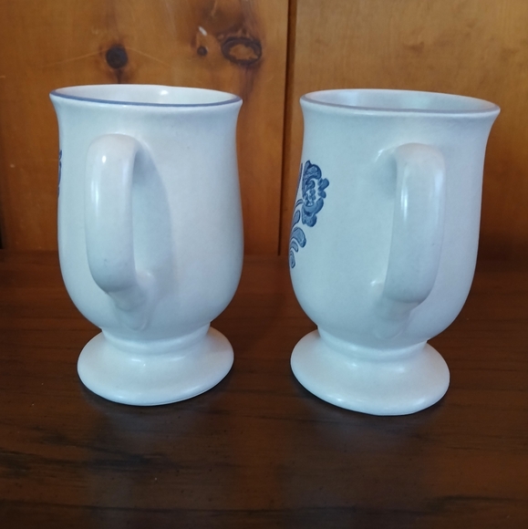 Pfaltzgraff Yorktowne Stoneware Pedestal Footed Coffee Mugs Cups - Picture 4 of 10